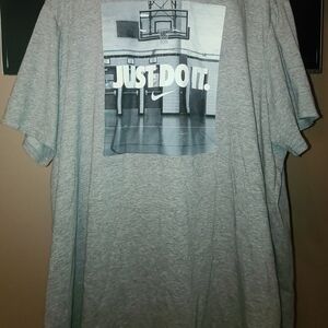 Nike Men's Gray 'Just Do It' T-Shirt